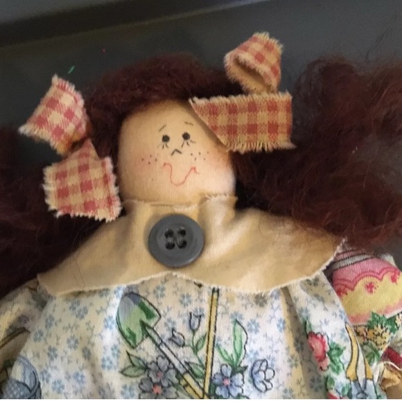 primitive Handmade Country Girl 10” Rag Doll With A Flowers & Seed Dress - Picture 3 of 4